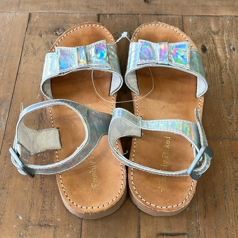 Freshly picked Holographic Sandals with Bow